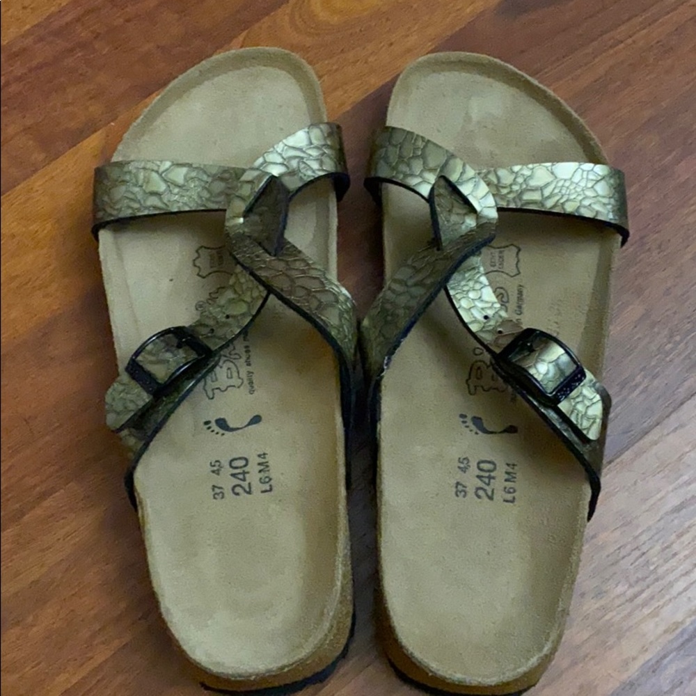 Birki’s leather sandals NWOT